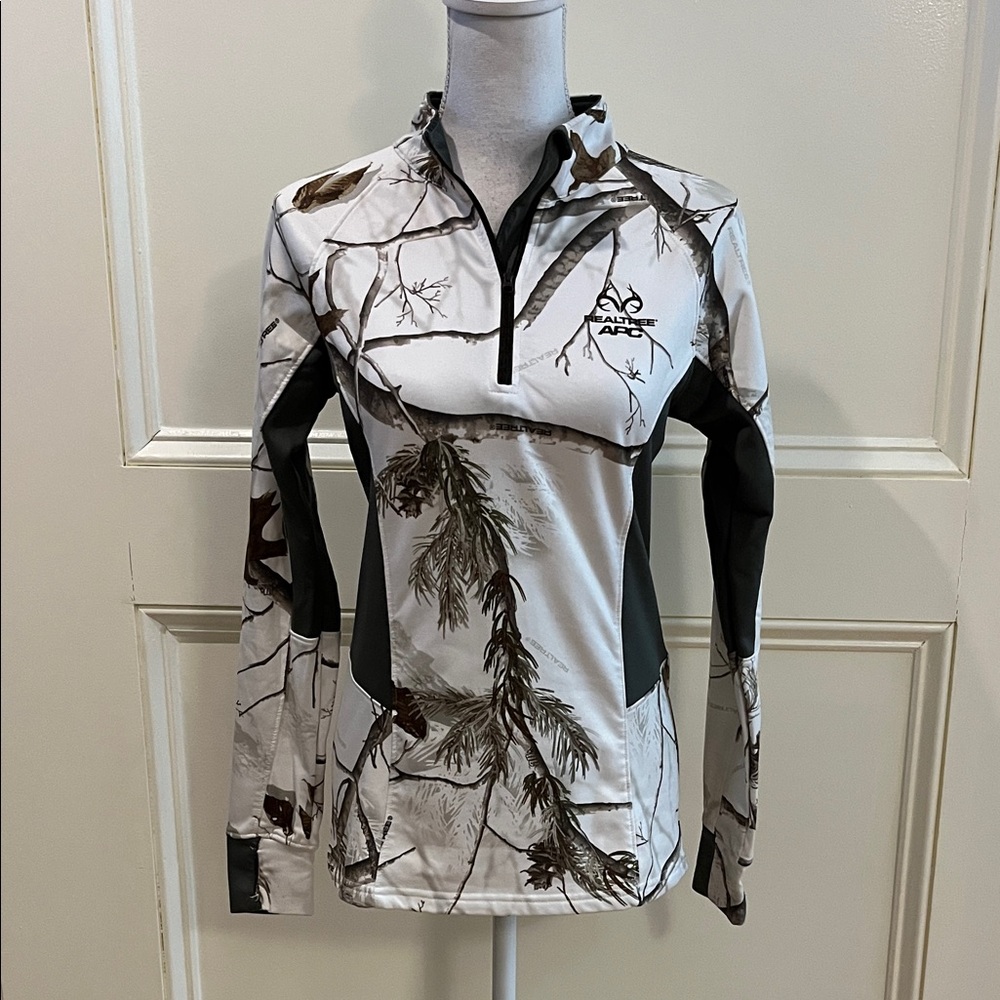 Realtree White and Brown Women's Top